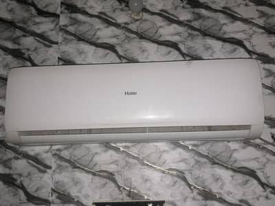 Haier 1.5 Ton Thunder Series Non-Inverter AC