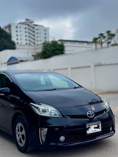 Toyota Prius 2014 s led