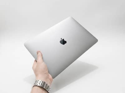 MacBook Pro 2017 | Core i5 | 16GB | 512GB SSD
