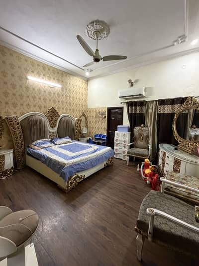 7.5 marla 2.5 story house for sale