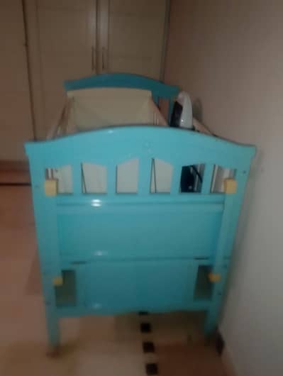 İtaliya bed