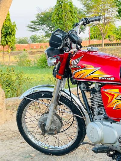 CG 125