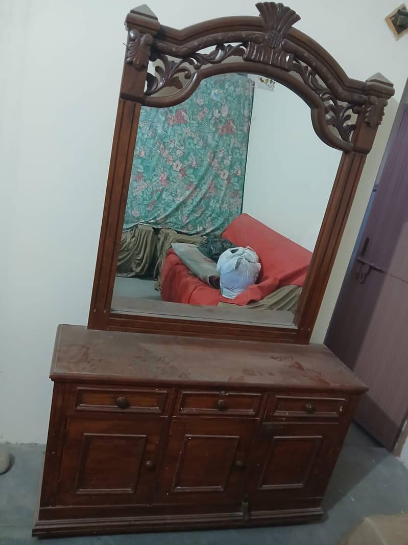 dressing Table 0