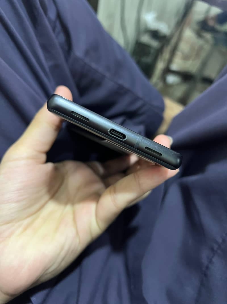 Google Pixel 7a 4