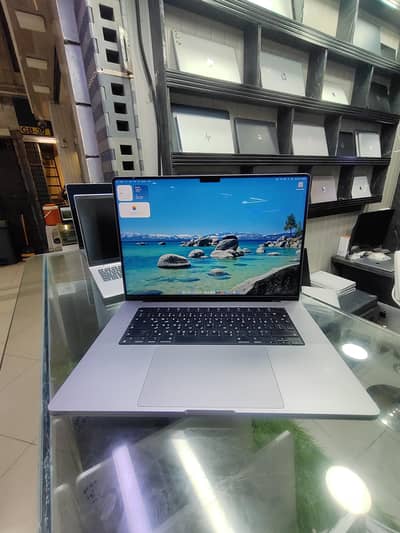 MACBOOK PRO 2021 16inch M1 PRO CHIP 16gb RAM 1TB SSD
