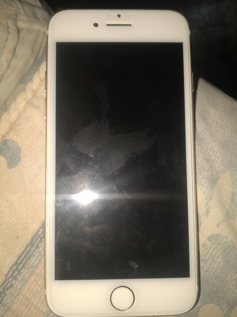 Apple iPhone 7 2