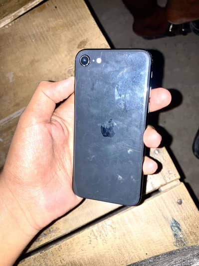 iPhone SE 2020 03160179190)