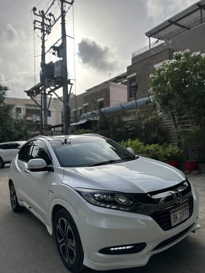 Honda Vezel Z Sensing - Top Of The Line