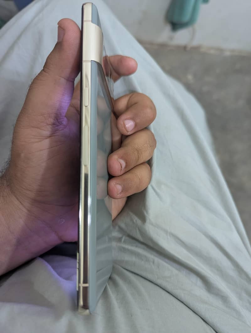 Google pixel 7pro 6