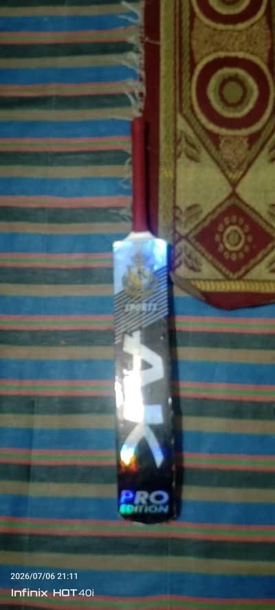 new bat ha coconut ka stickers AK sport ka Laga houa ha best bat ha