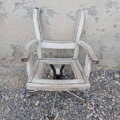 Title: Vintage Solid Wooden Office/Swivel Chair Frame