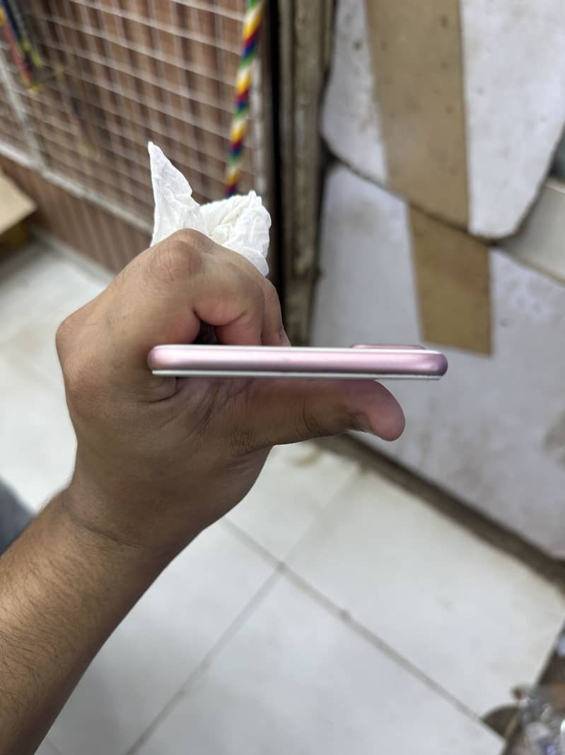 Iphone 7 plus 4