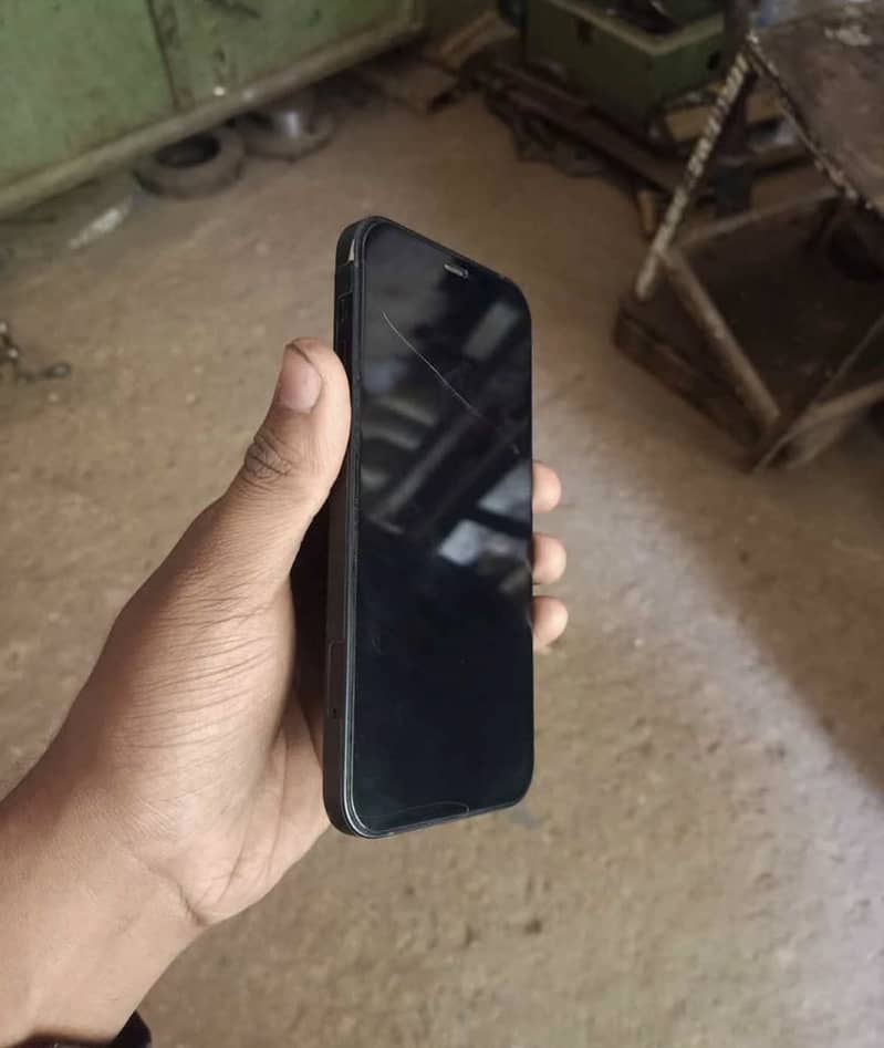 Apple iPhone 12 0