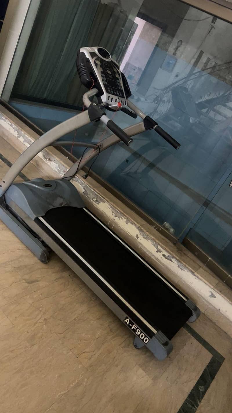 treadmill 4