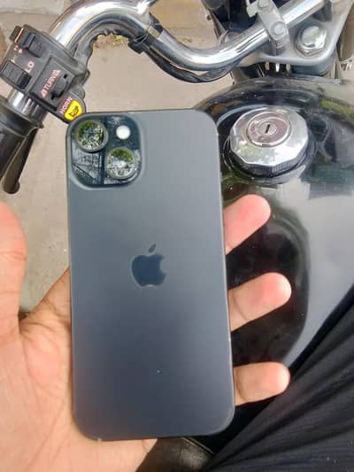 Apple iPhone 15