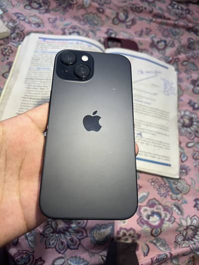 Apple iPhone 15