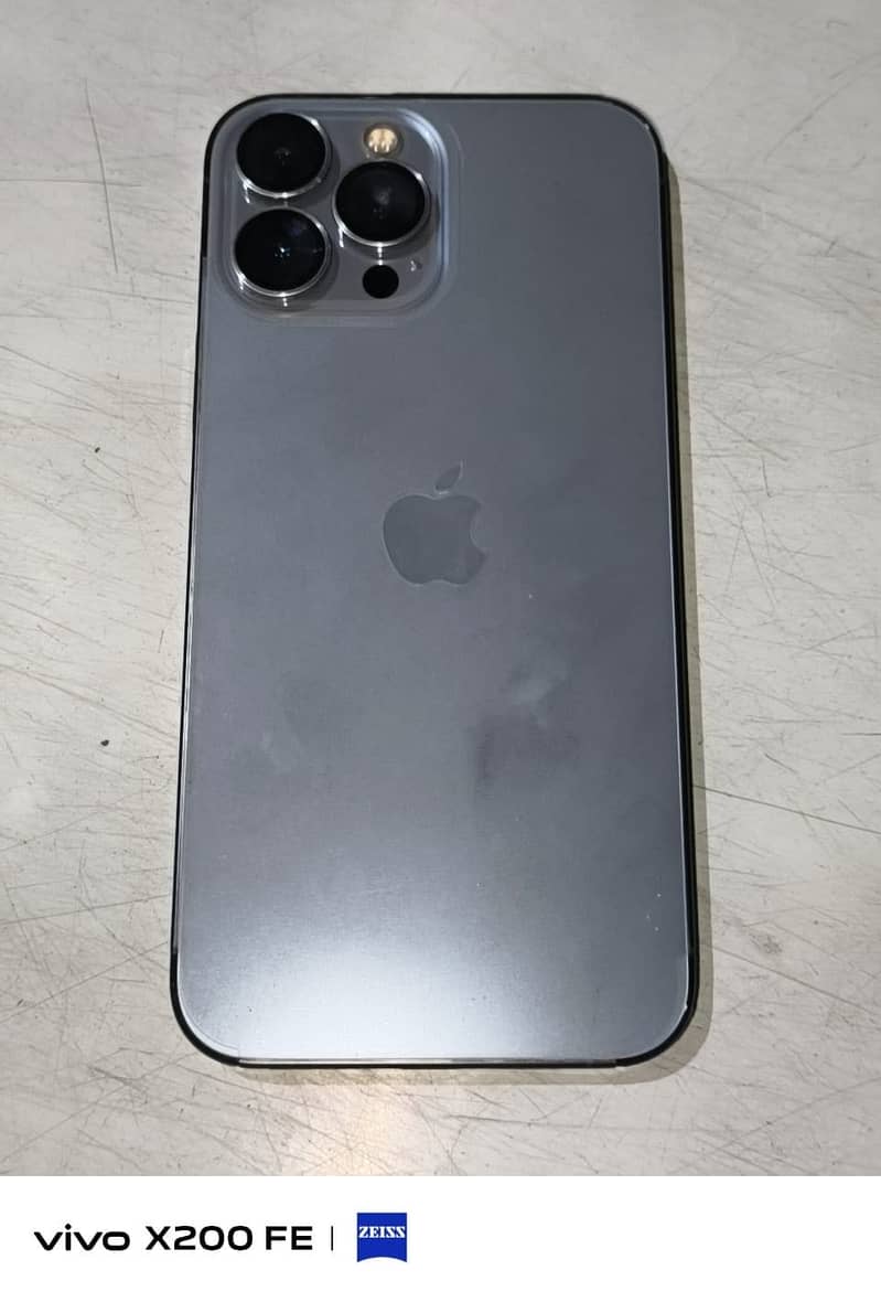 iPhone 13 Pro Max 0