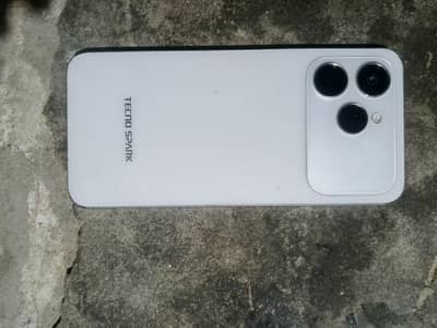 Tecno Spark 40