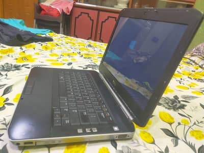 Laptop Dell Core i3