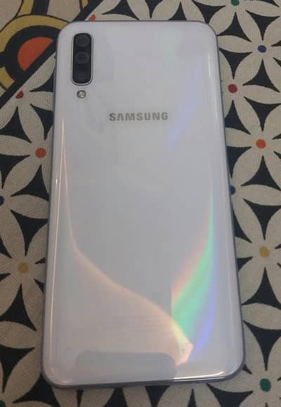 Samsung Mobile A50