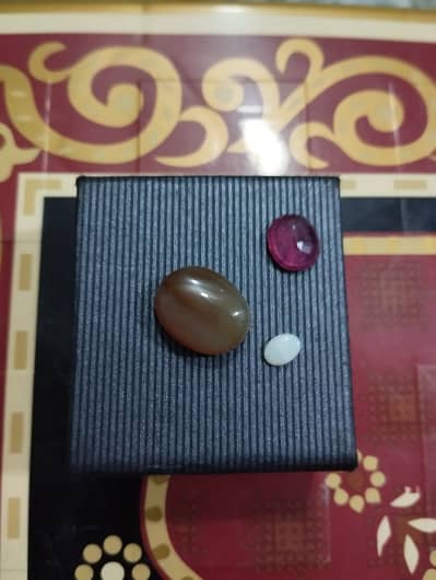 GEM STONE REAL 100%