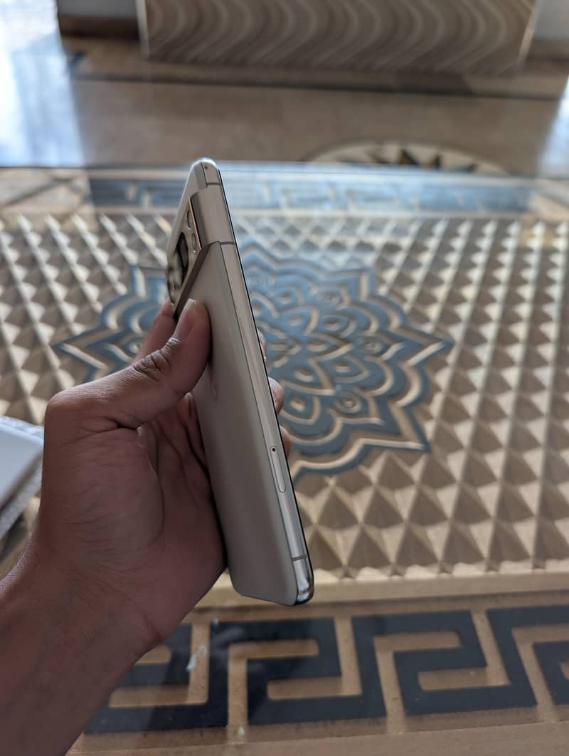 Google Pixel 8 Pro 4