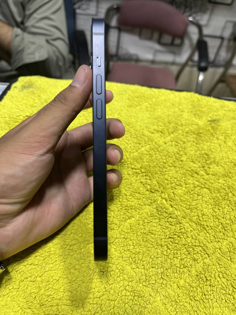 Apple iPhone 14 1