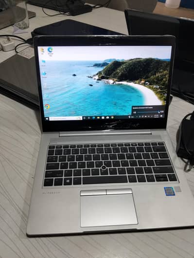 HP Touch 830 g6 new logo i5 8th 8GB Ram 256 SSD Backlight Finger
