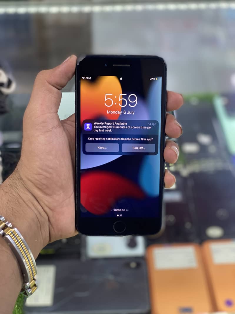 Apple iPhone 7 Plus 2