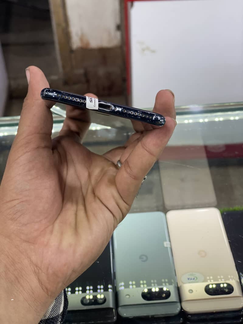 Apple iPhone 7 Plus 6