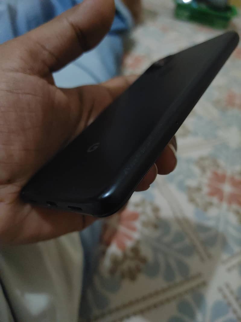 Pixel 4a (Approved) 5