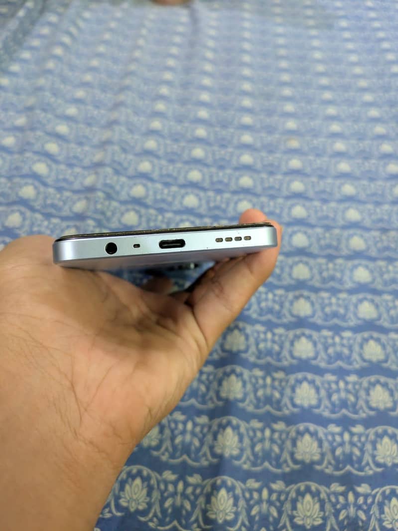 Realme Note 60 1