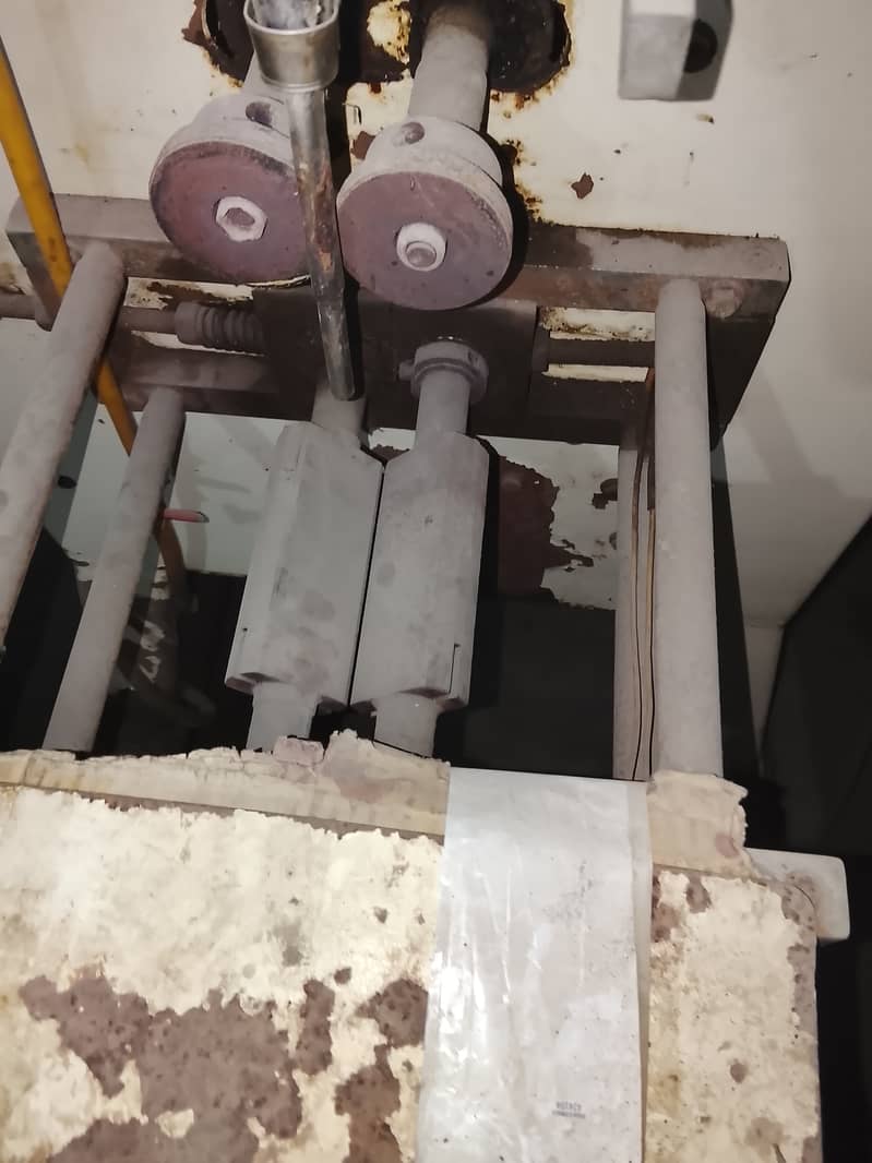 Automatic Pouch Packing Machine / Packaging Machine Good Condition 5