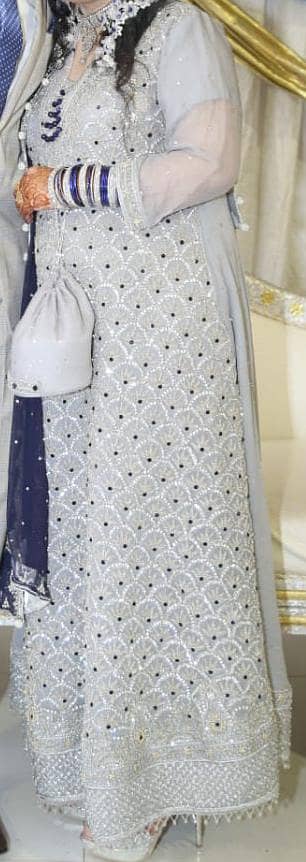urgent Maxy  sale one time used