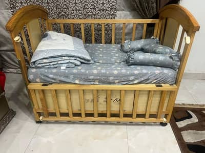 kids bed/Crib