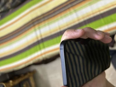 Apple iPhone 16e
