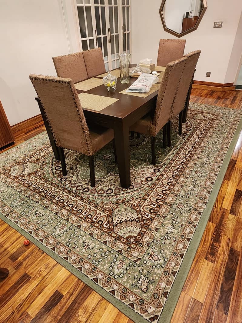 large and small carpets 0