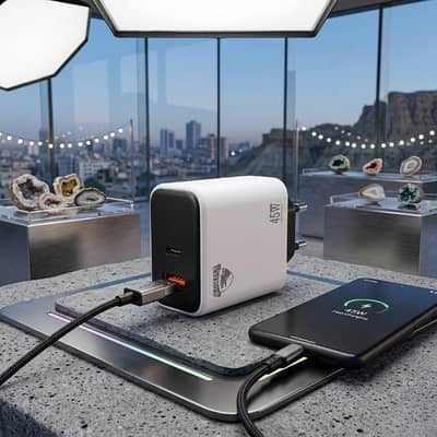 45W Fast Charger USB-C + USB-A PD/PPS QC3.0 Dual Port EU Plug (New)