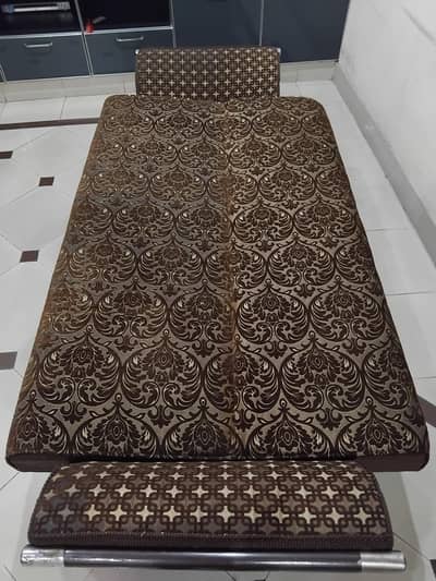 Sofa come bed