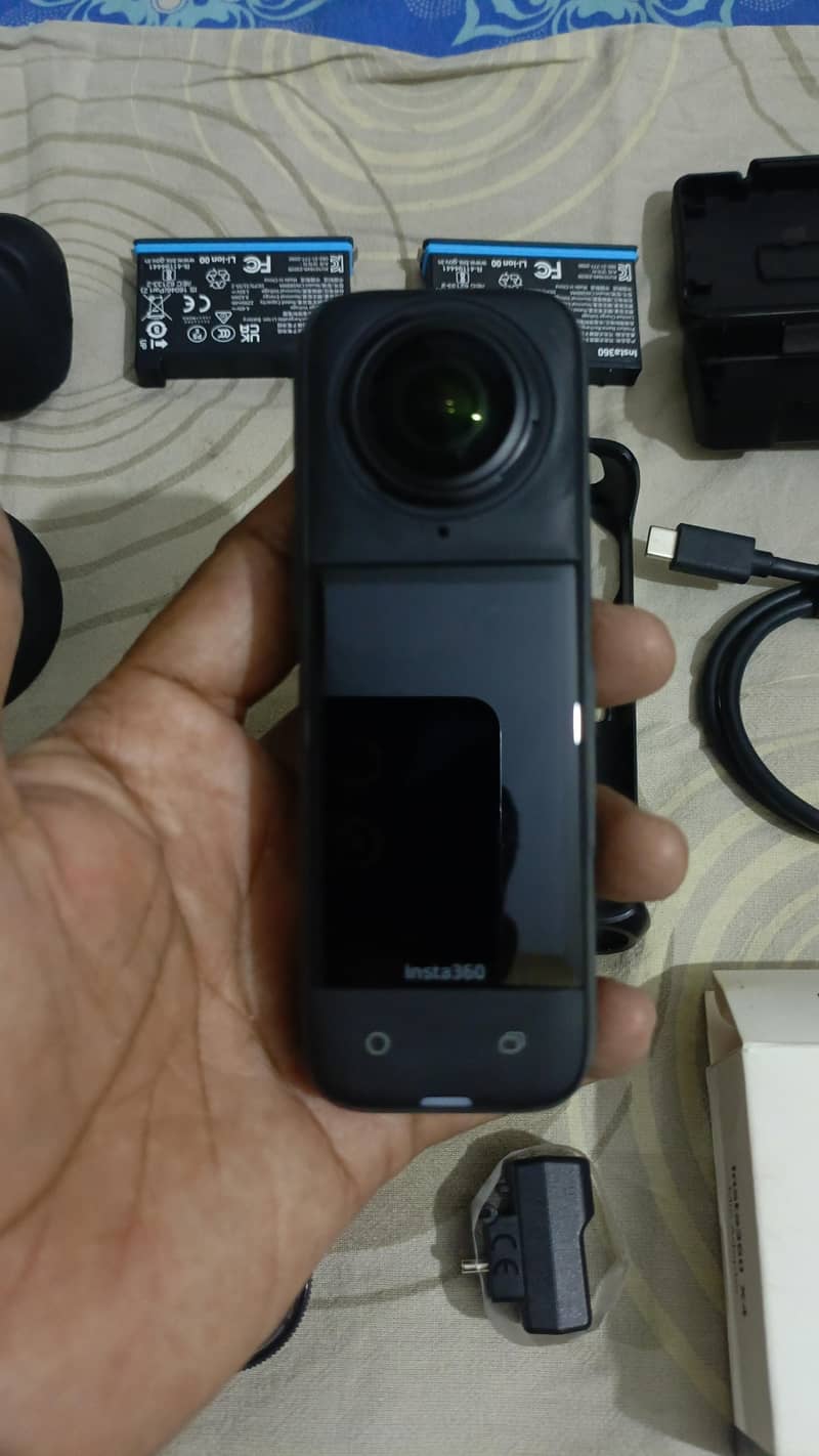 Insta360 X4 Combo 3