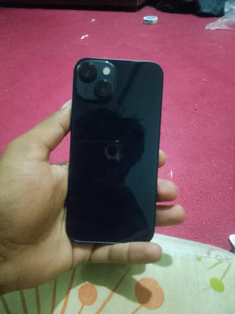 Apple iPhone 13 5