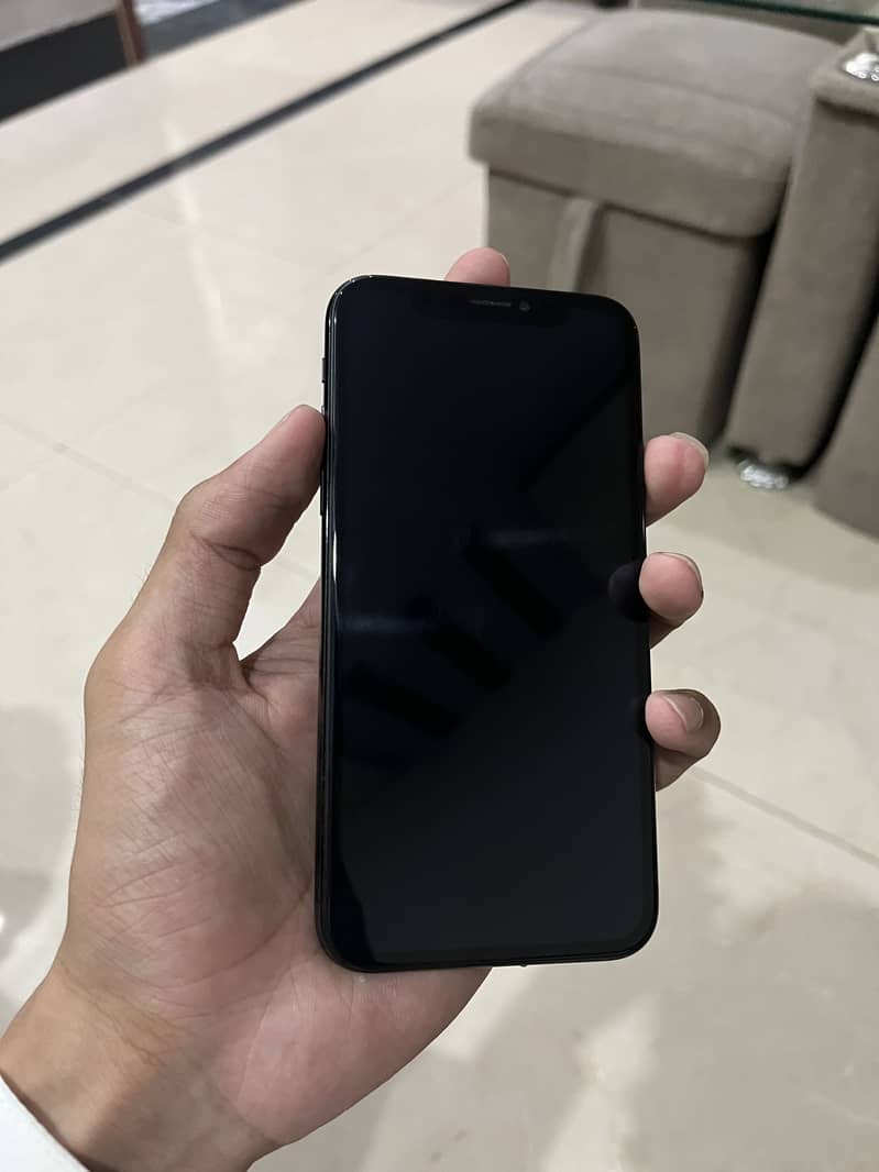 Apple iPhone X 2