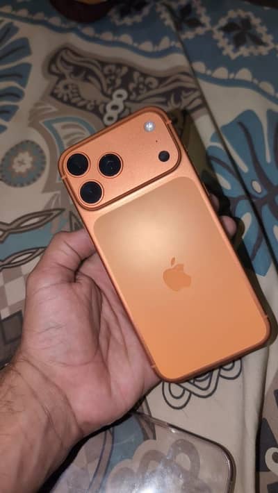 iPhone 17 Pro Max JV