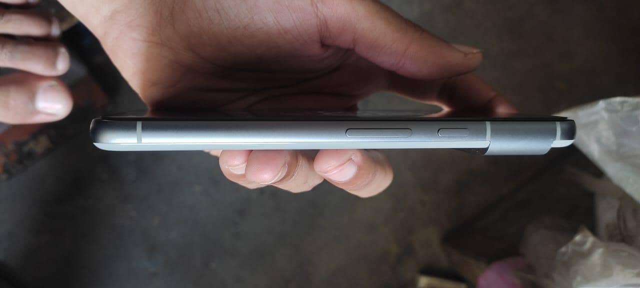Google Pixel 8 0