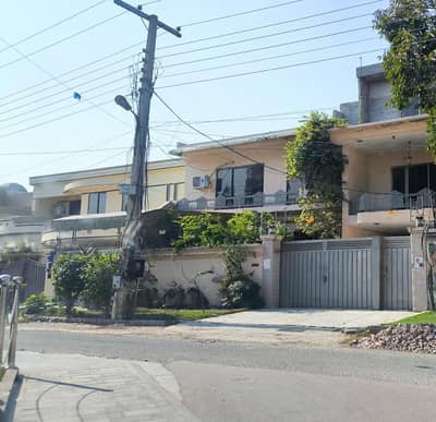 Solid built house for sale. Double story. With 4 independent portions