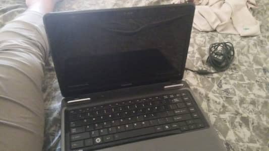 urgent Toshiba satellite laptop for sell.