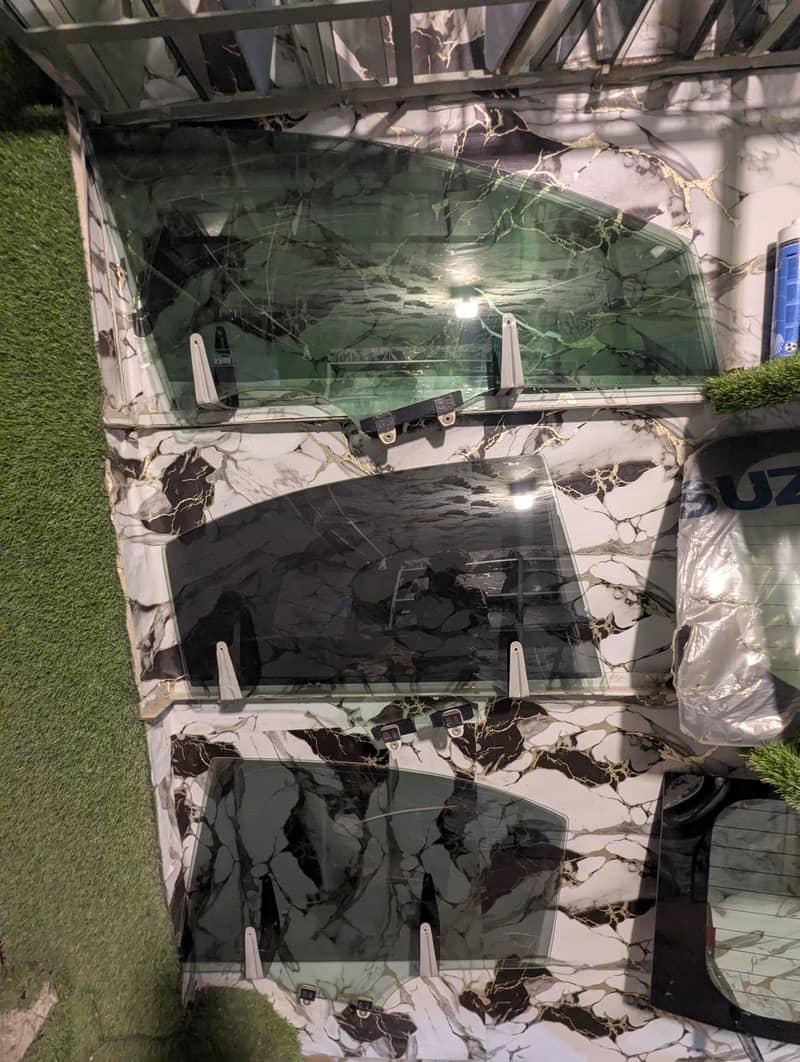Windscreen available 1