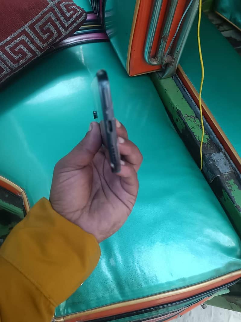 camon 50 pro 4