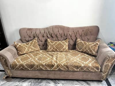 5 sweater sofa