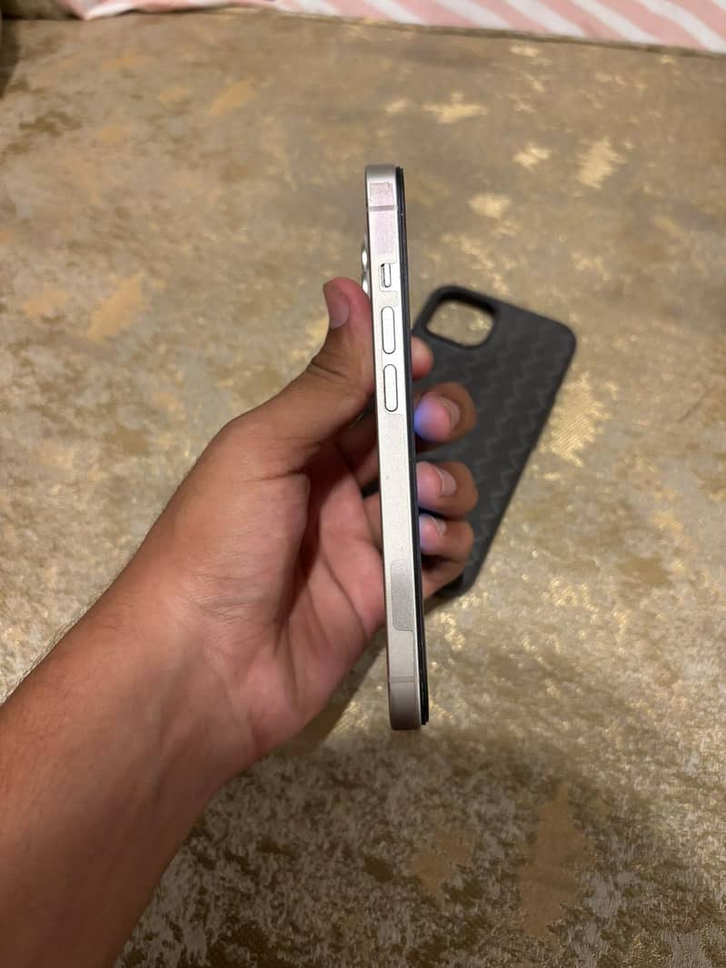 Apple iPhone 14 1